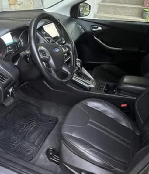 Interior —Like New